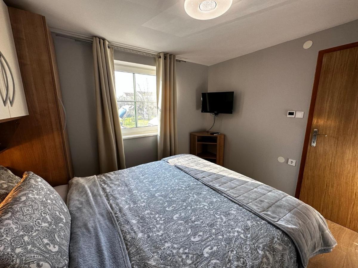 Apartman Veronika Vrsi Exterior foto